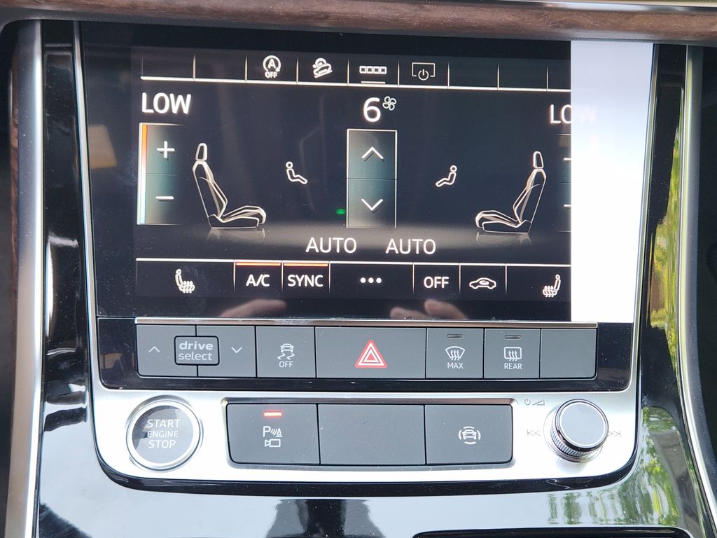 new 2025 Audi Q8 car, priced at $78,865