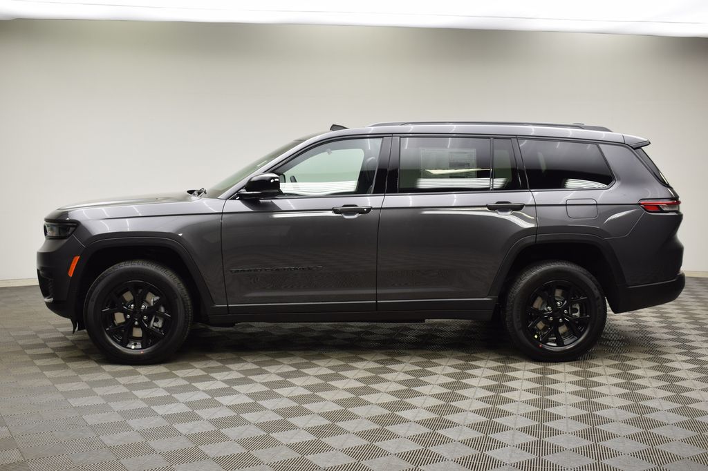 new 2025 Jeep Grand Cherokee L car, priced at $48,730