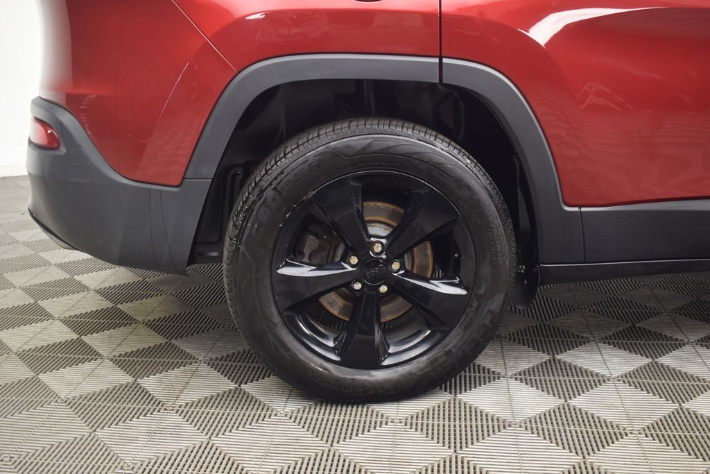 used 2016 Jeep Cherokee car, priced at $8,500
