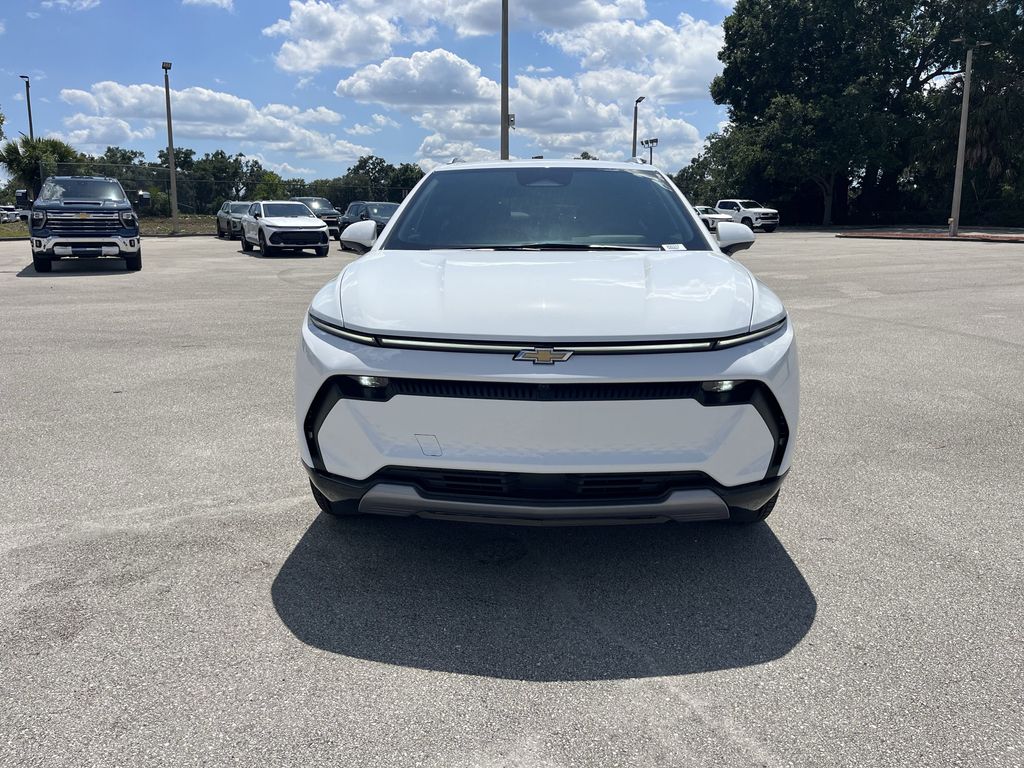 new 2025 Chevrolet Equinox EV car, priced at $40,833