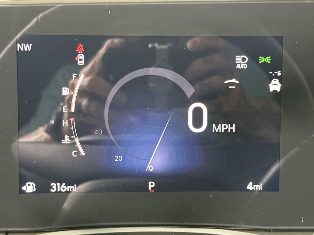new 2025 Buick Envista car, priced at $29,075