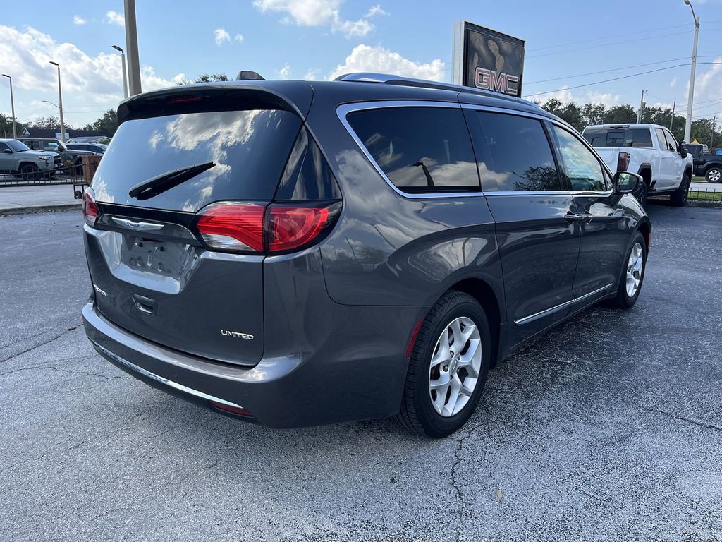 used 2020 Chrysler Pacifica car, priced at $18,320