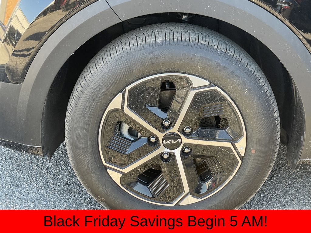 new 2025 Kia Niro car, priced at $28,261