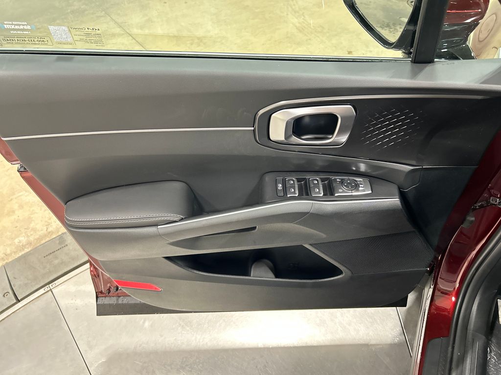 new 2025 Kia Sorento car, priced at $41,225