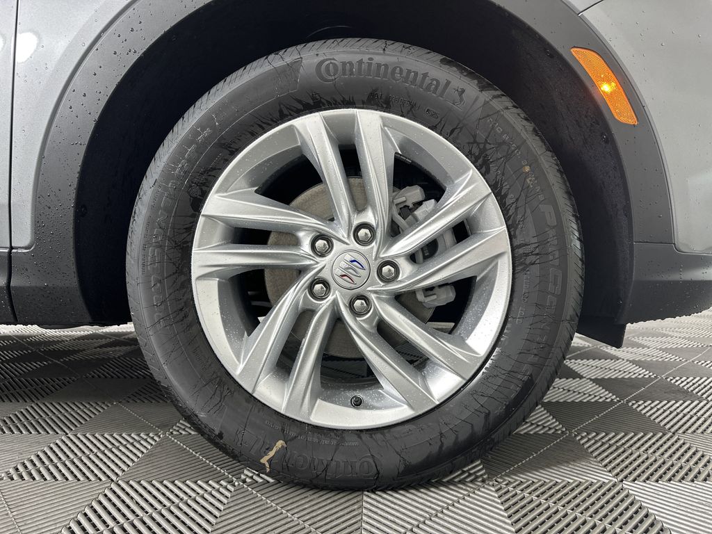 new 2025 Buick Envista car, priced at $27,375