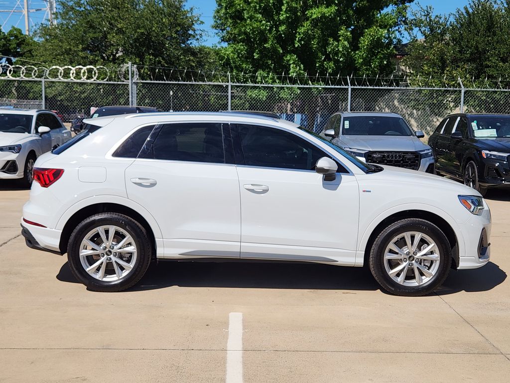 new 2025 Audi Q3 car, priced at $47,200