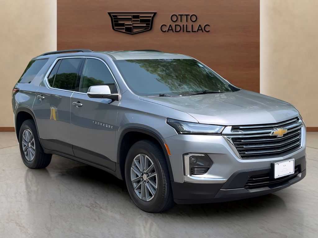 used 2023 Chevrolet Traverse car, priced at $33,700