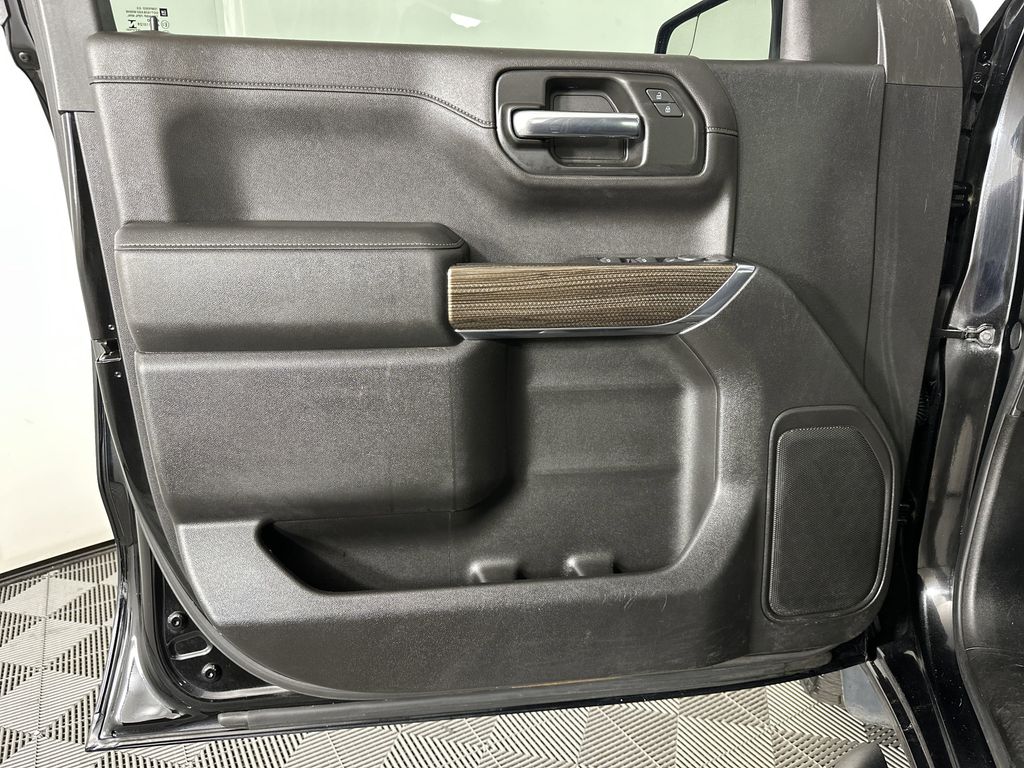 used 2019 Chevrolet Silverado 1500 car, priced at $30,797
