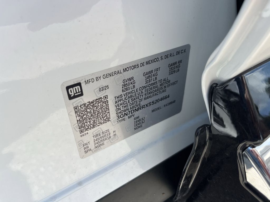 new 2025 Chevrolet Equinox EV car, priced at $40,833