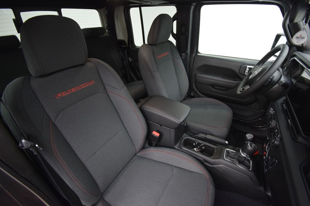new 2025 Jeep Gladiator car, priced at $49,005