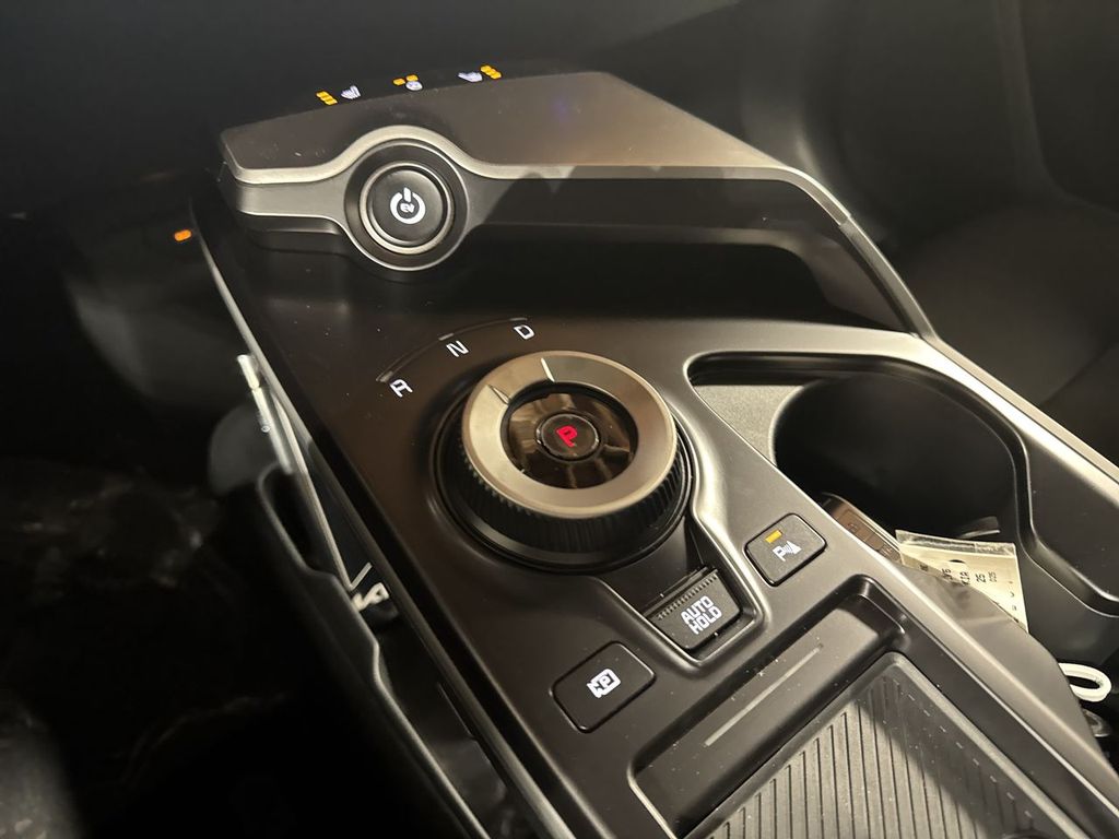new 2025 Kia EV6 car, priced at $49,917