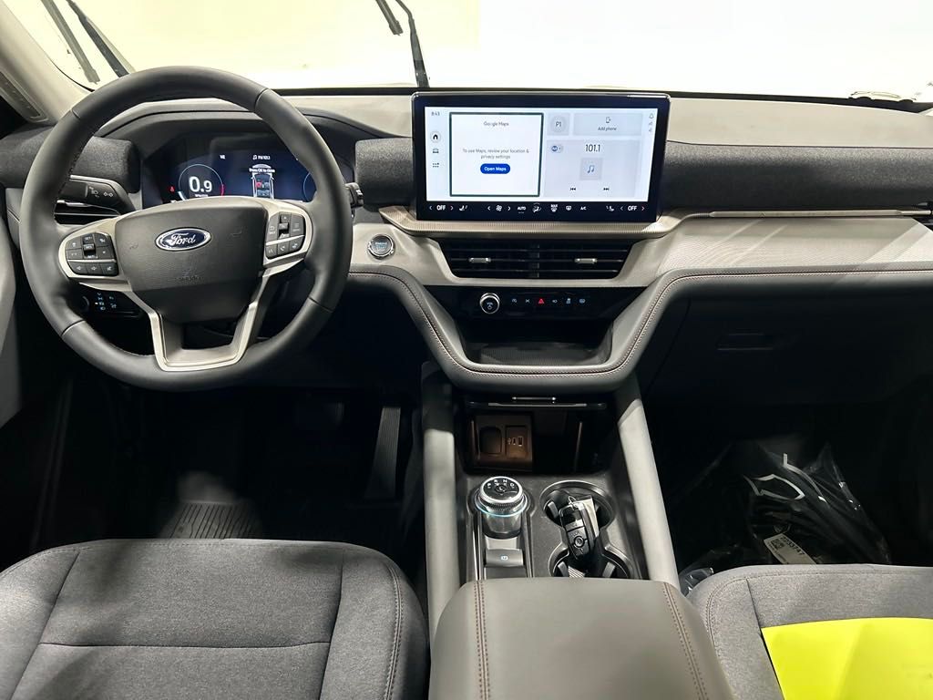 new 2025 Ford Explorer car, priced at $40,550