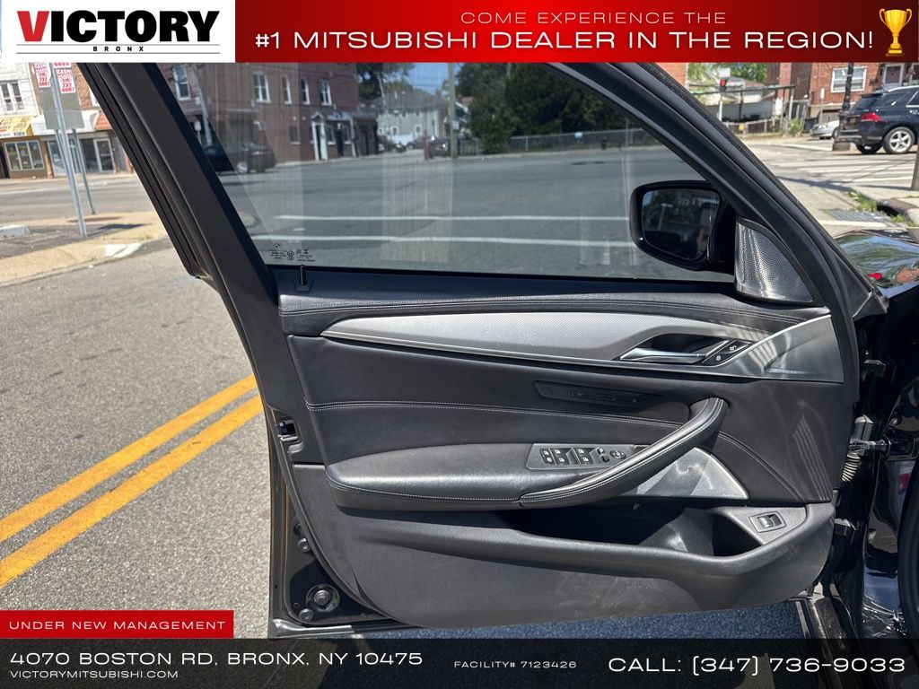 used 2020 BMW M5 car