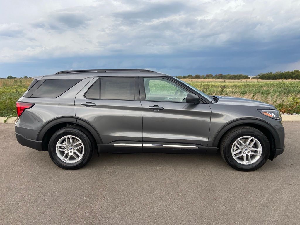 new 2025 Ford Explorer car, priced at $41,538