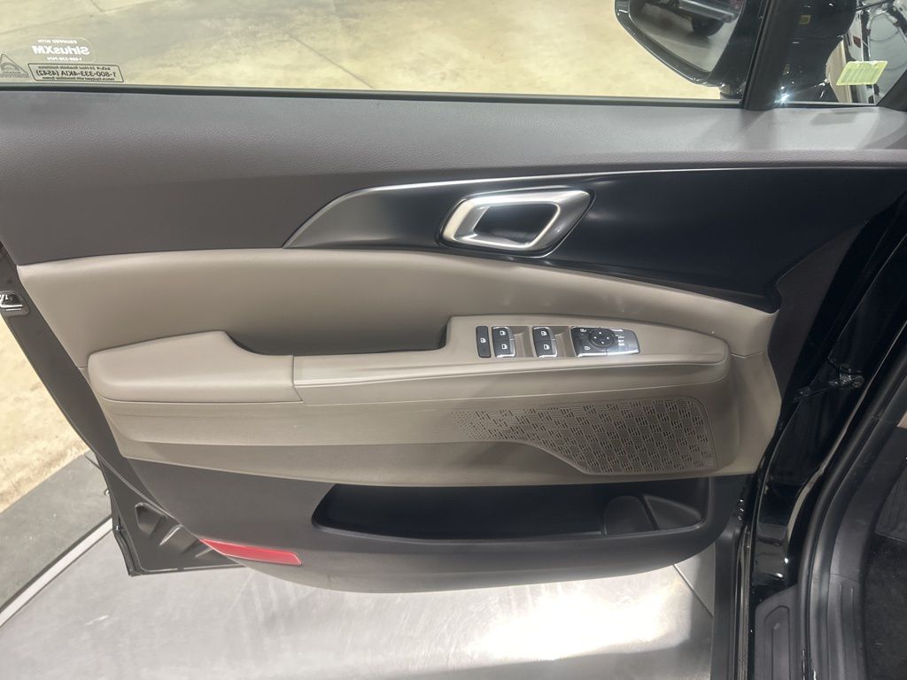 new 2026 Kia Carnival Hybrid car, priced at $41,458