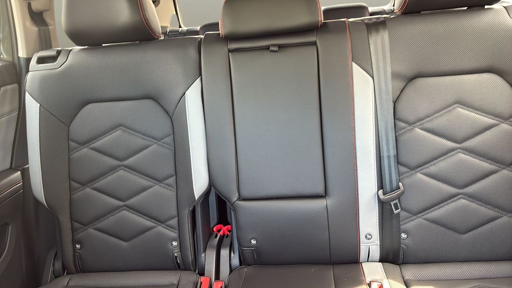 used 2024 Volkswagen Atlas car, priced at $39,400