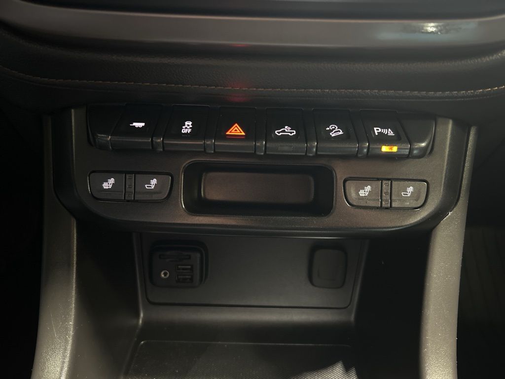 used 2022 GMC Canyon car, priced at $29,803