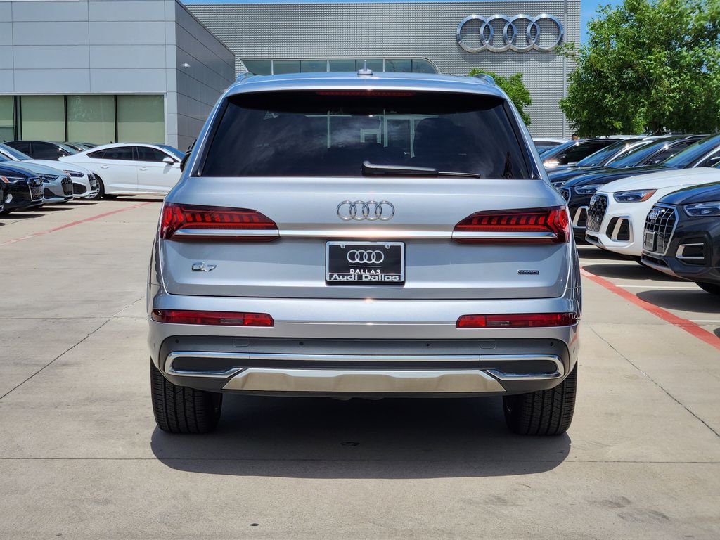 used 2022 Audi Q7 car, priced at $45,952