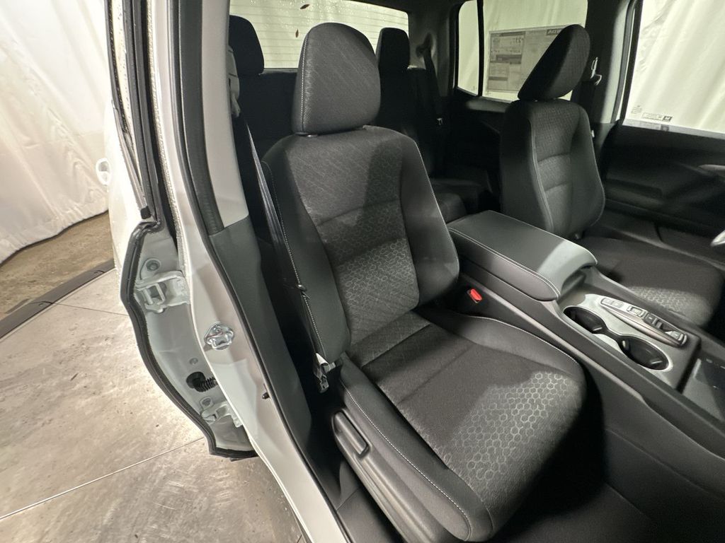 new 2025 Honda Ridgeline car, priced at $42,250