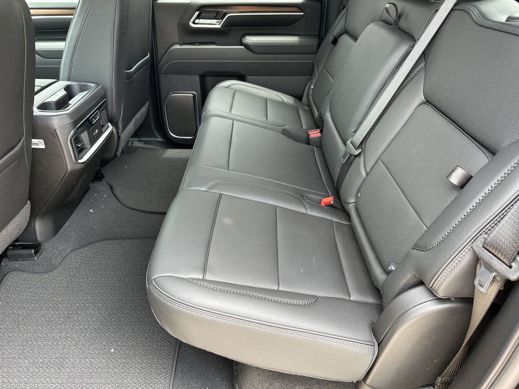 new 2025 GMC Sierra 2500HD car, priced at $85,039
