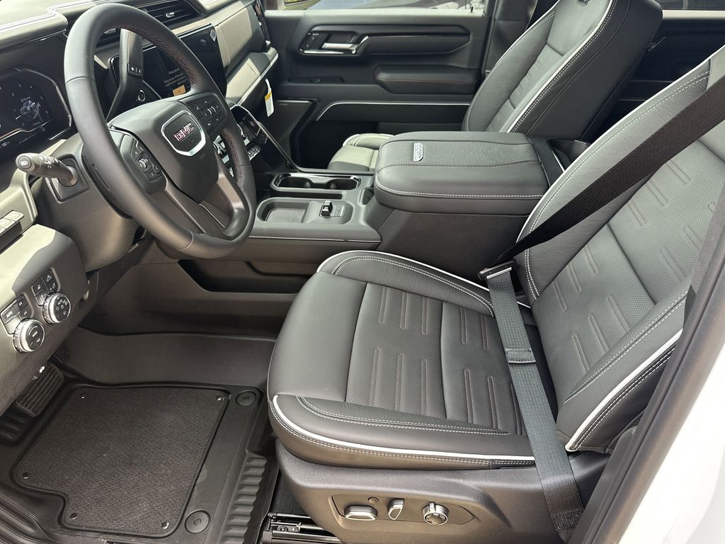 new 2025 GMC Sierra 2500HD car, priced at $94,054