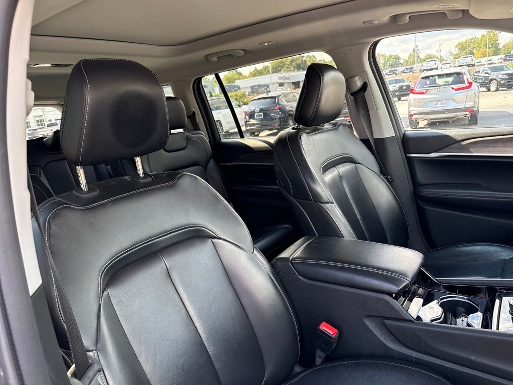 used 2021 Jeep Grand Cherokee L car, priced at $27,990