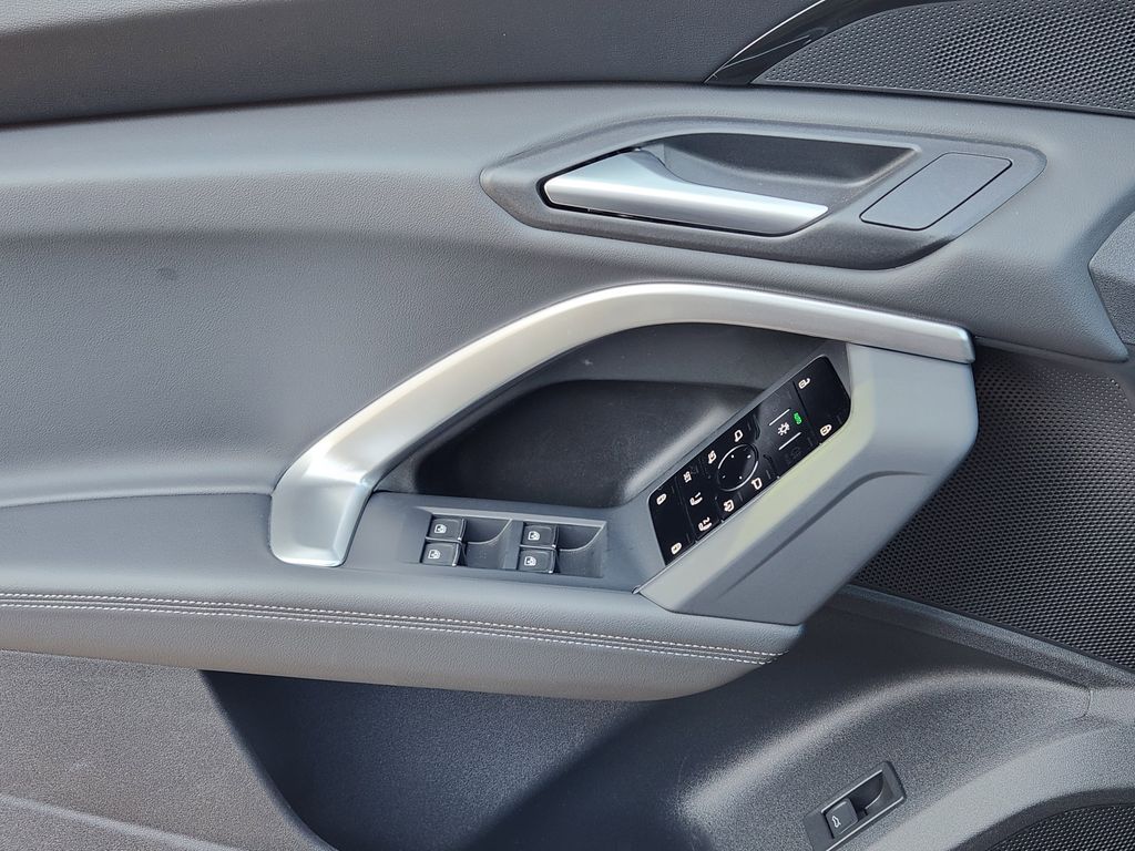 new 2025 Audi Q5 car, priced at $57,775