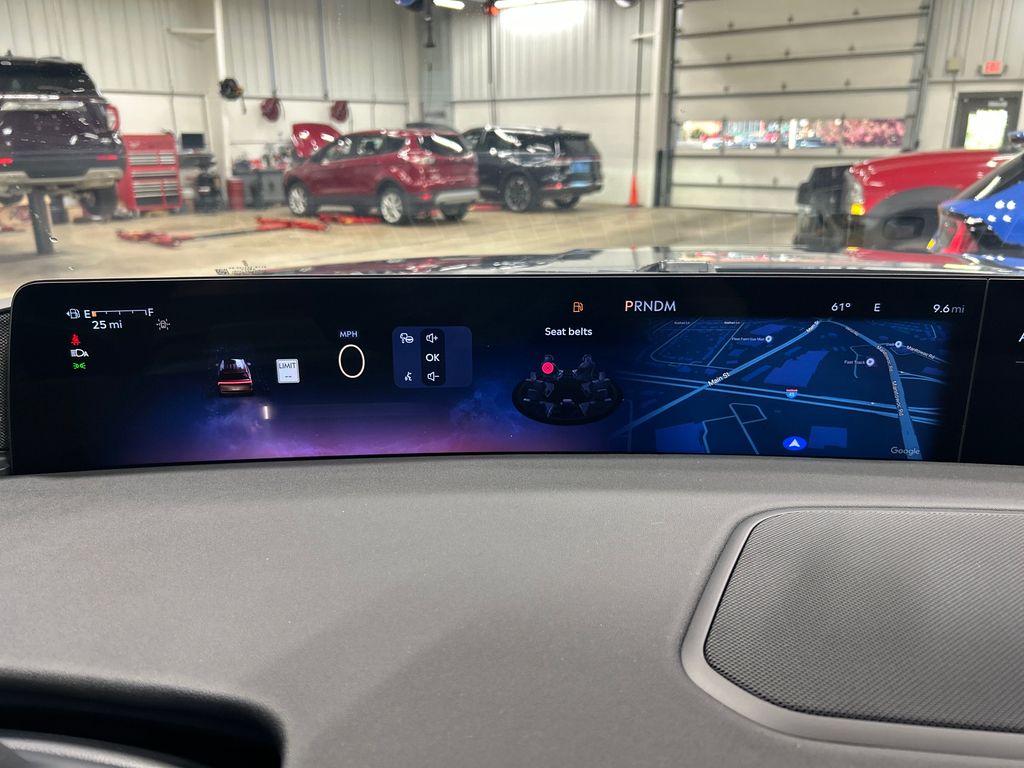 new 2025 Lincoln Navigator car, priced at $106,555