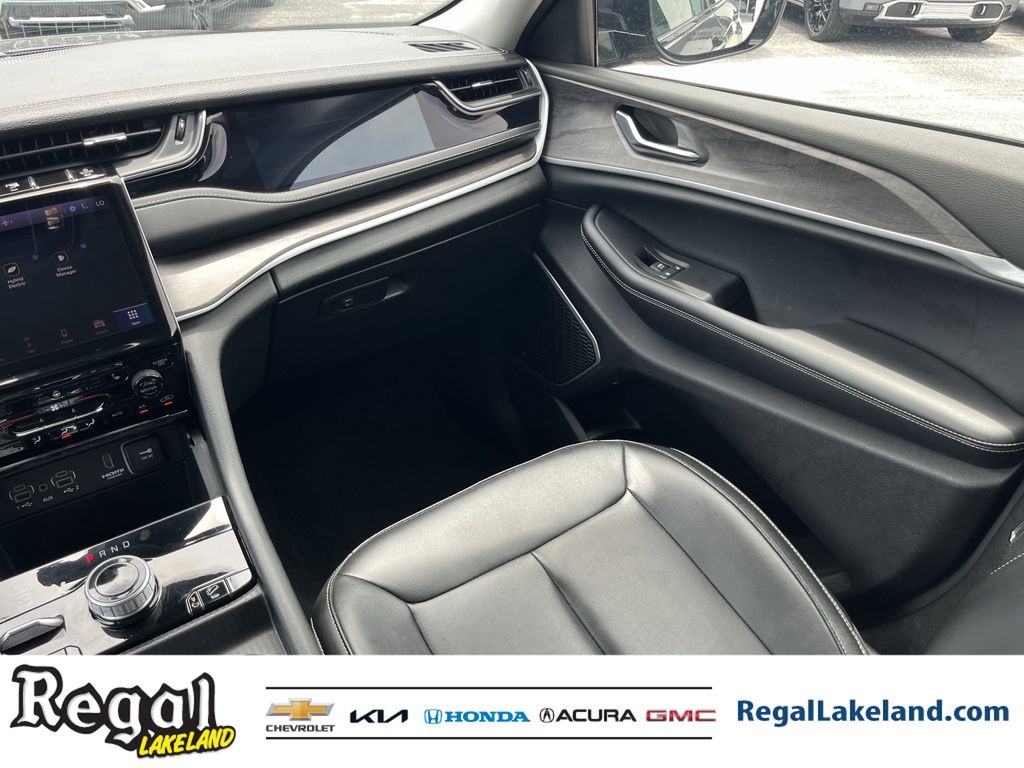 used 2023 Jeep Grand Cherokee car, priced at $24,595