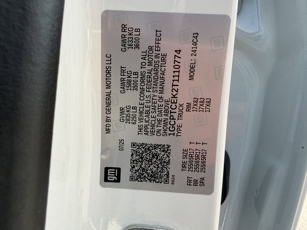 new 2026 Chevrolet Colorado car, priced at $39,050