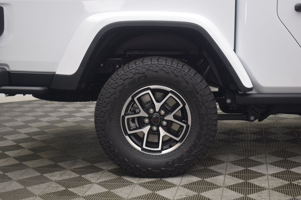 new 2025 Jeep Gladiator car, priced at $55,312