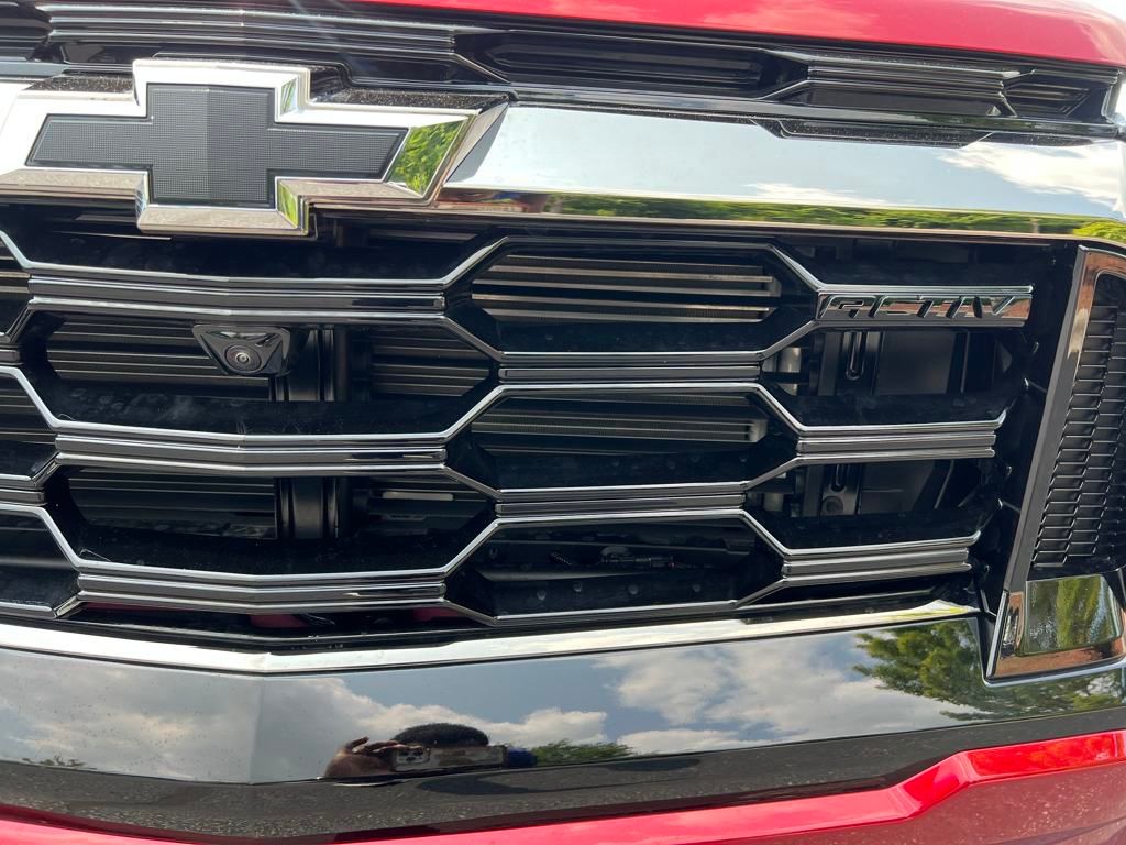 new 2025 Chevrolet Equinox car, priced at $40,370