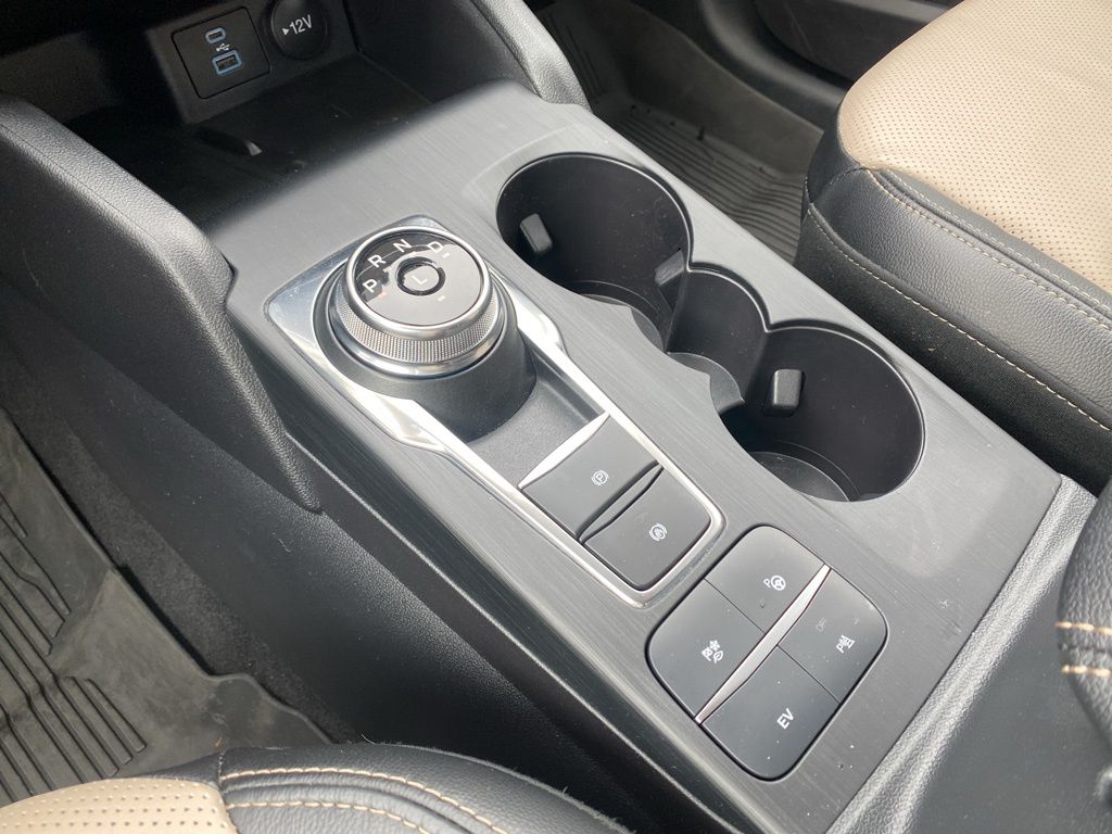 used 2022 Ford Escape car, priced at $23,995