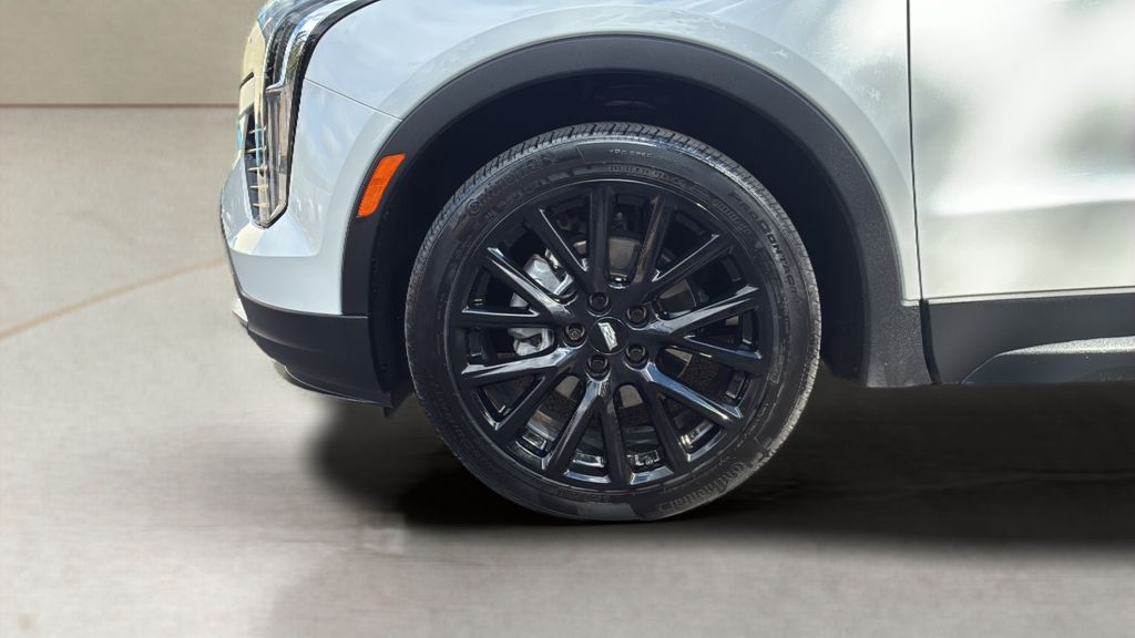 used 2023 Cadillac XT4 car, priced at $28,800