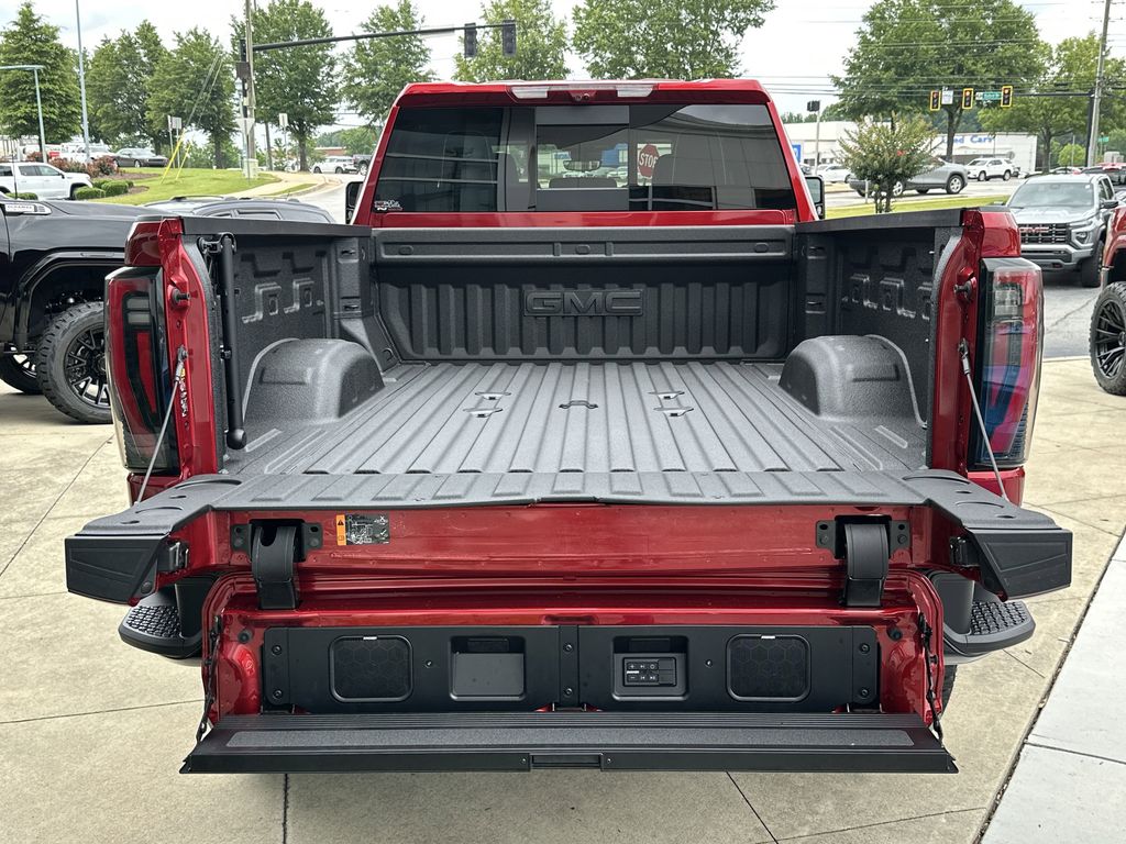 new 2025 GMC Sierra 2500HD car, priced at $93,136