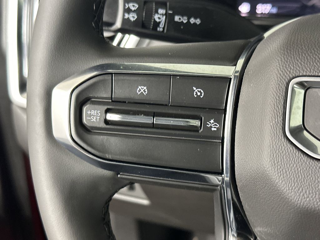new 2025 GMC Canyon car, priced at $41,570