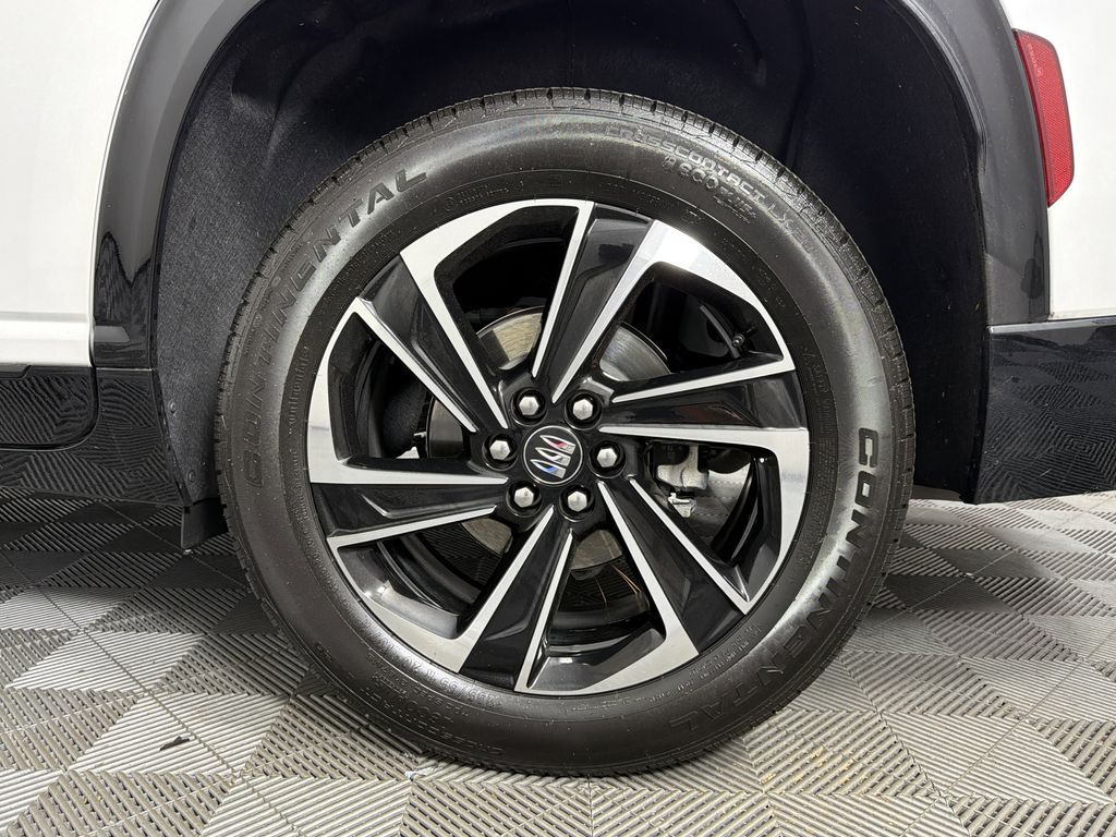 new 2025 Buick Enclave car, priced at $44,630