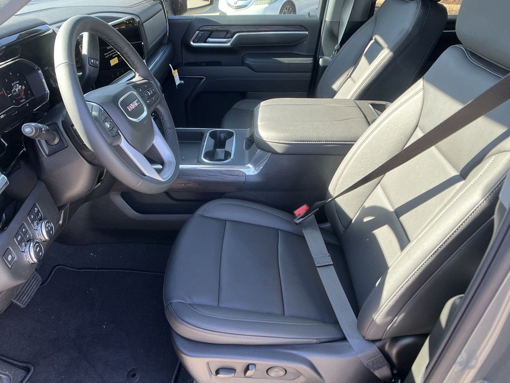 new 2025 GMC Sierra 2500HD car, priced at $80,865