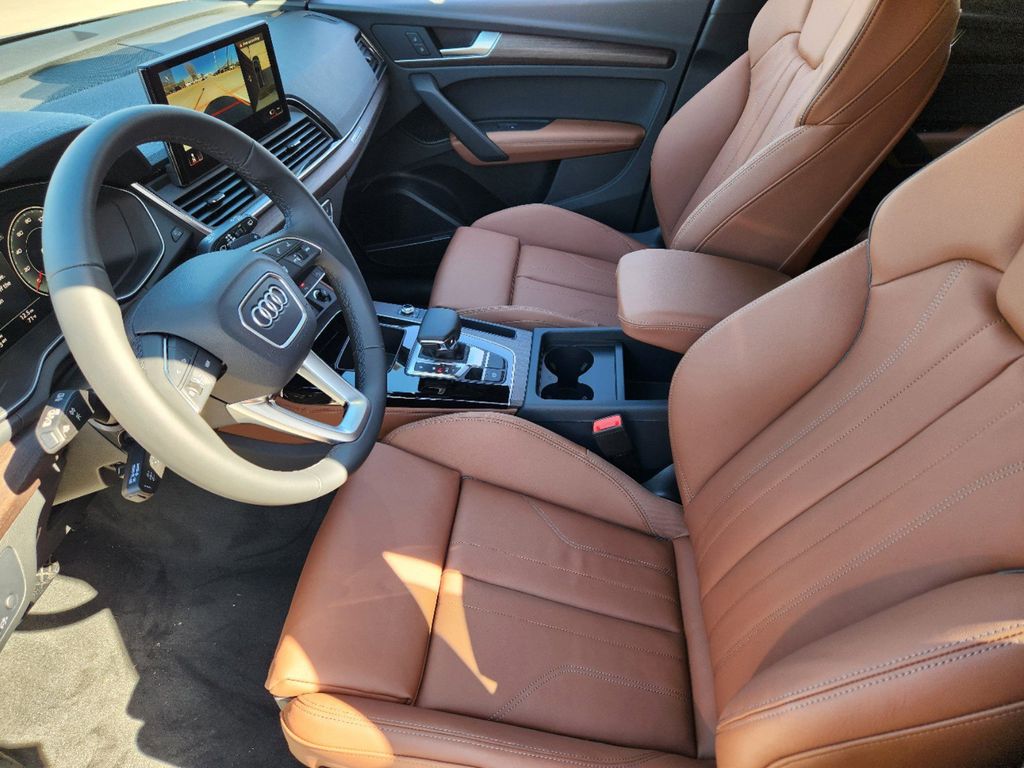 new 2025 Audi Q5 Sportback car, priced at $59,950