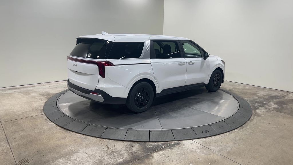 new 2025 Kia Carnival car, priced at $40,495