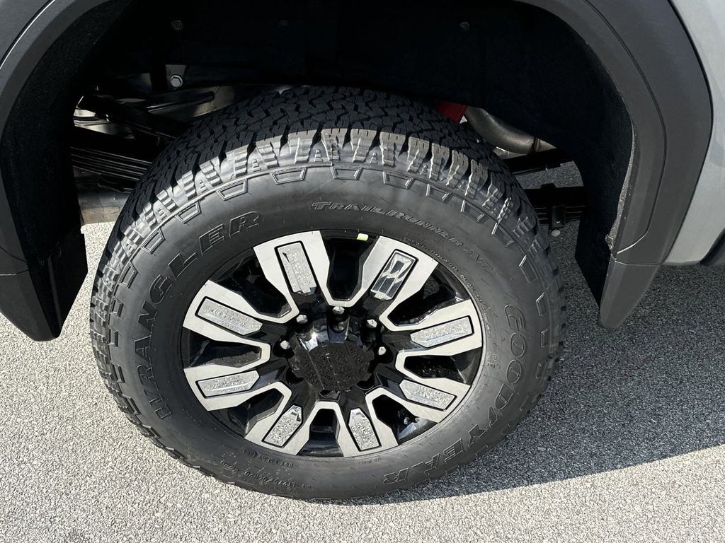 new 2025 GMC Sierra 2500HD car, priced at $86,009