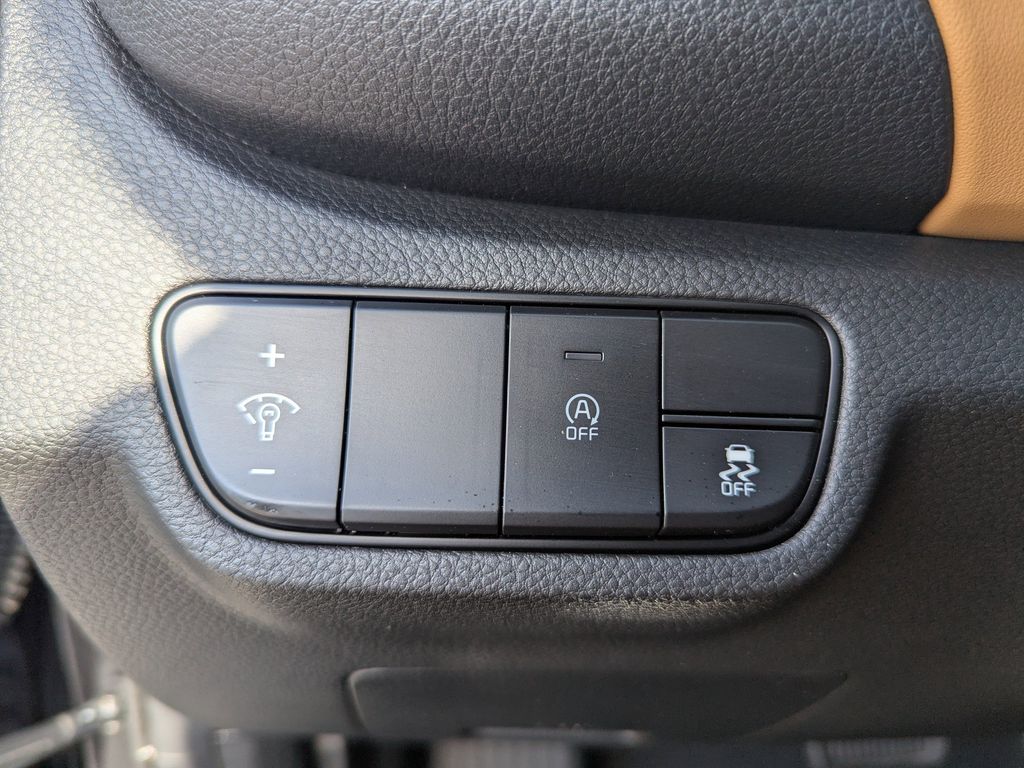 used 2024 Kia Seltos car, priced at $23,991