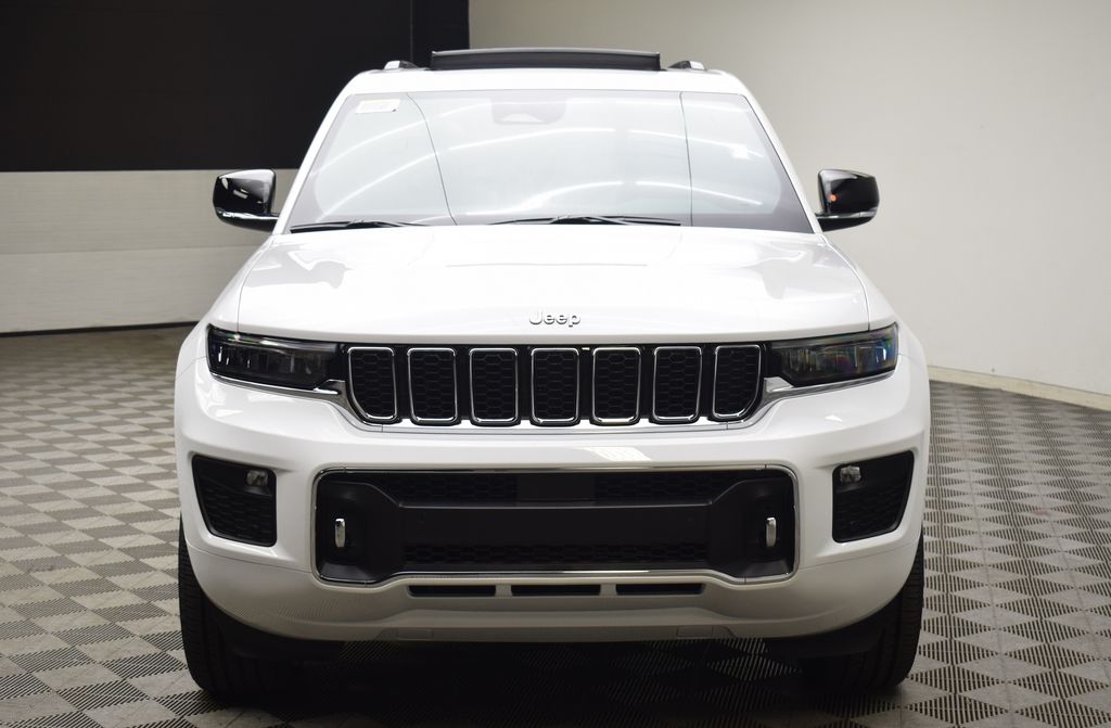 new 2025 Jeep Grand Cherokee car, priced at $55,520
