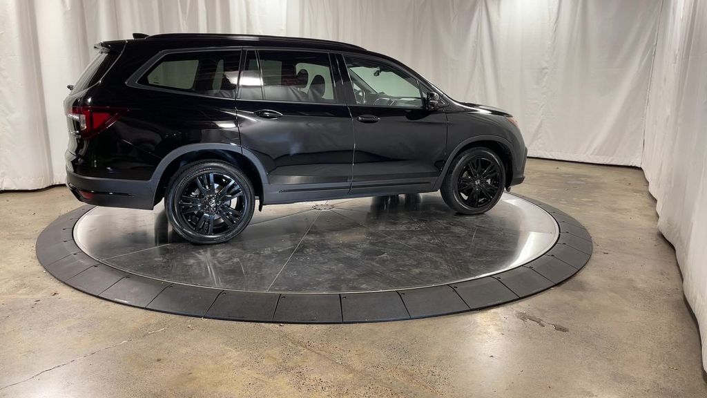 used 2022 Honda Pilot car, priced at $37,983