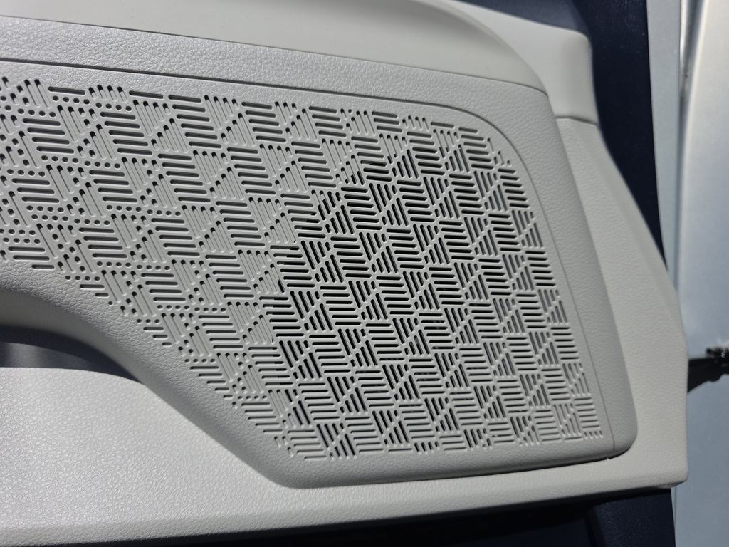 new 2026 Kia Carnival Hybrid car, priced at $47,799