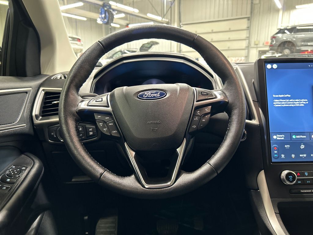 used 2022 Ford Edge car, priced at $28,562