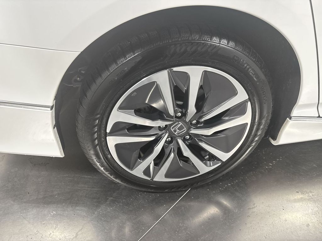 used 2019 Honda Accord Hybrid car, priced at $24,574