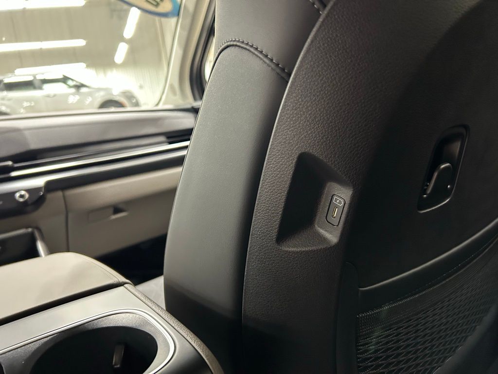 new 2026 Kia Carnival car, priced at $39,027