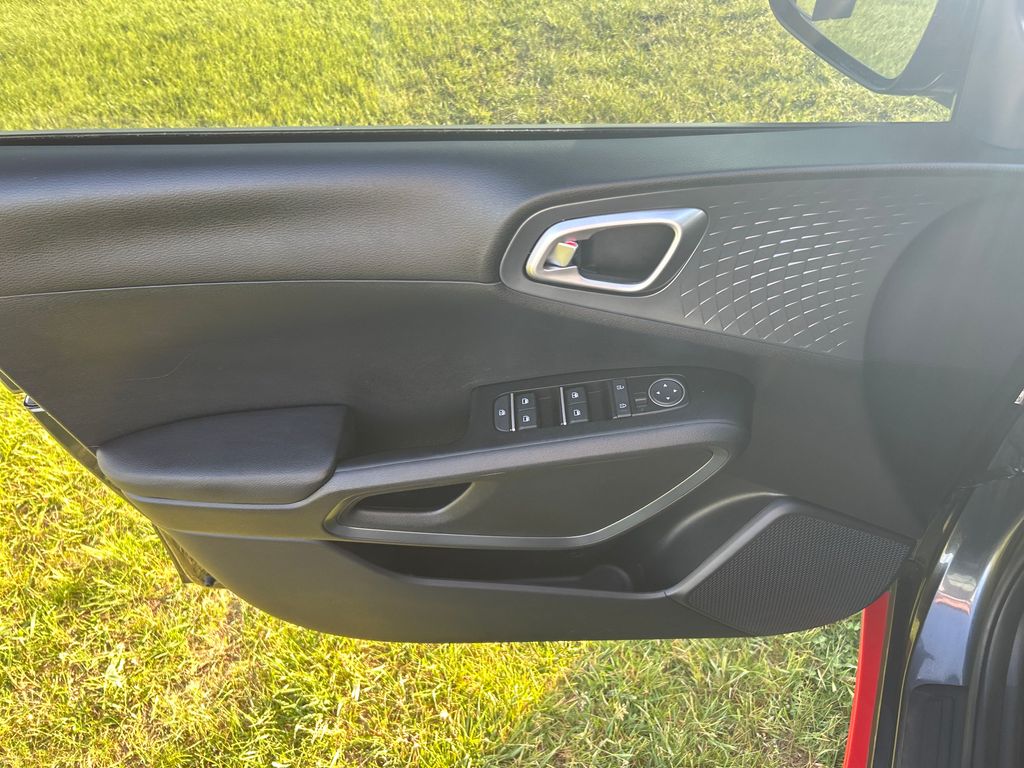 used 2021 Kia Soul car, priced at $17,142