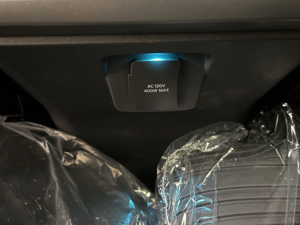 new 2025 Ford F-150 car, priced at $56,555